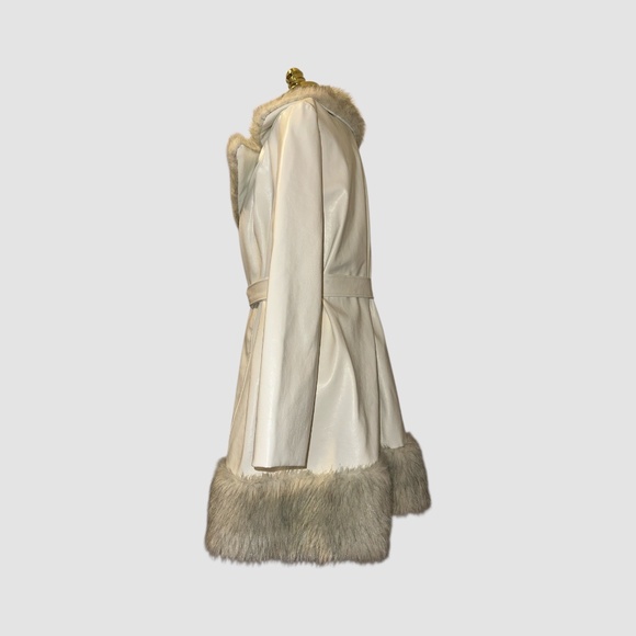 Vintage Coat - Picture 2 of 5